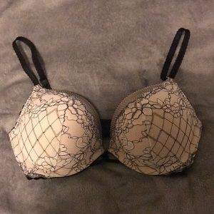 Victoria’s Secret Bombshell Bra